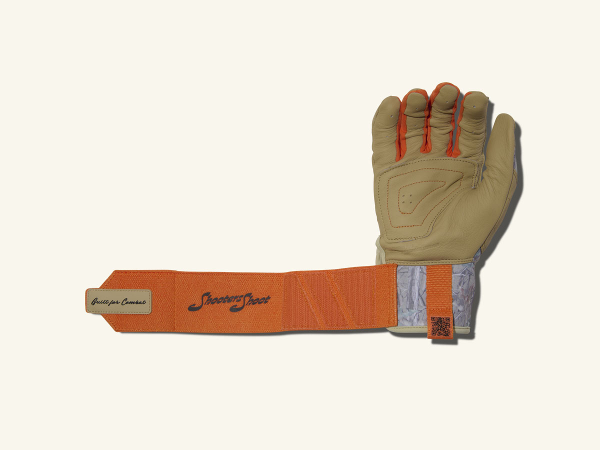 COMBAT MFG Outdoor Long Strap Batting Gloves